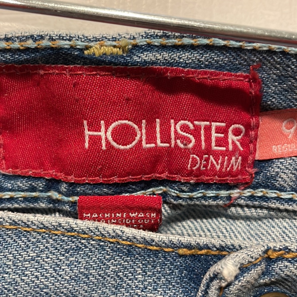 Hollister Bootcut Jeans- Size 9 - Picture 4 of 5